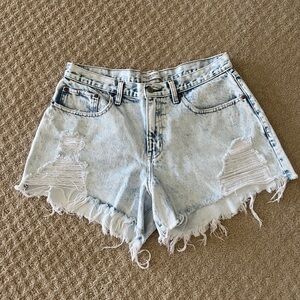 Abercrombie curve love boyfriend mid-rise shorts
